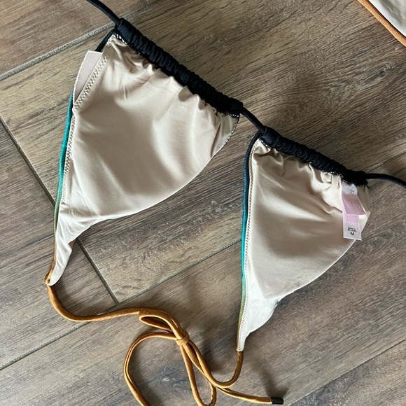 Victoria’s Secret, ombré bikini, medium - Picture 7 of 10